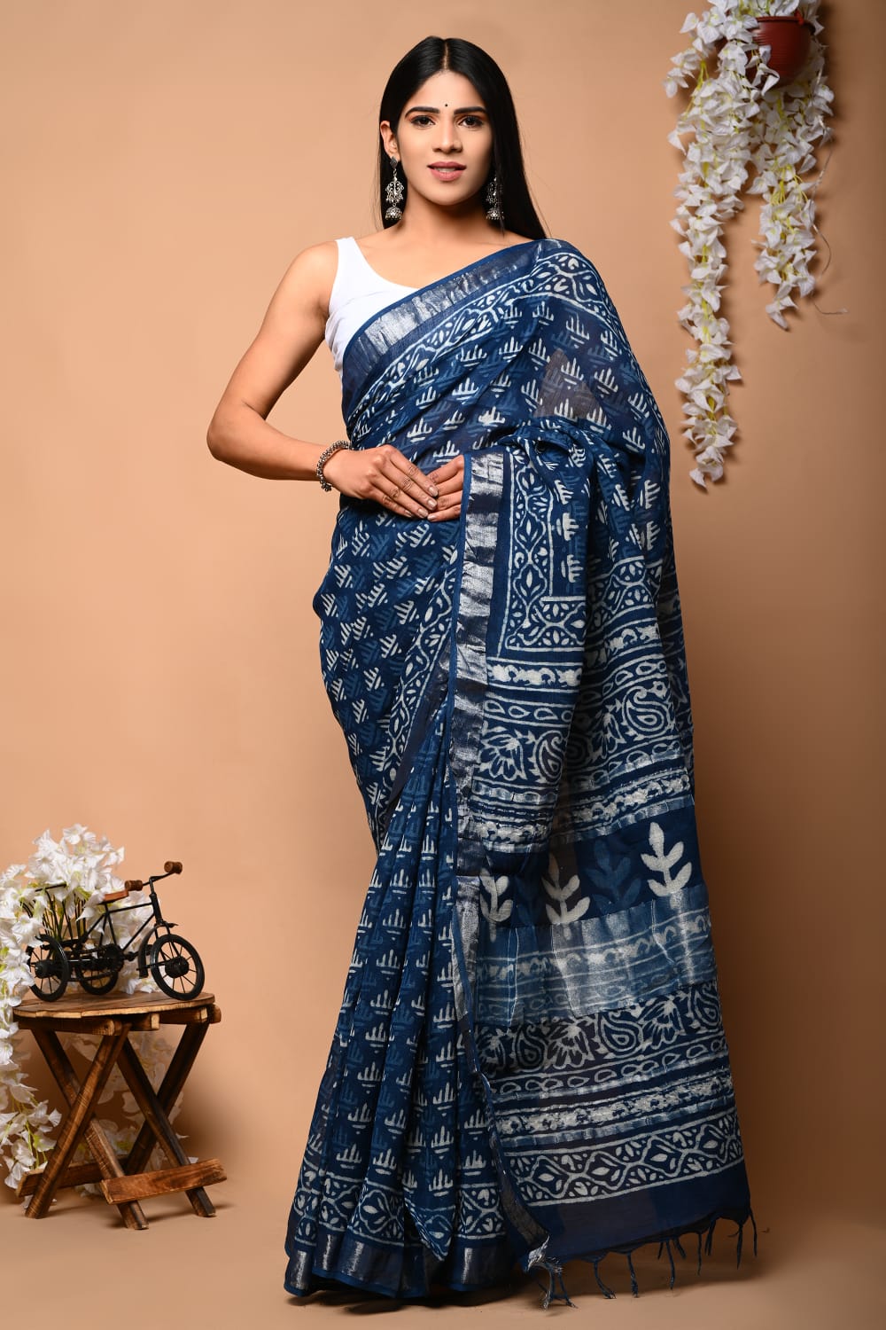 Classic Linen Sarees: For Every Tradition and Trend