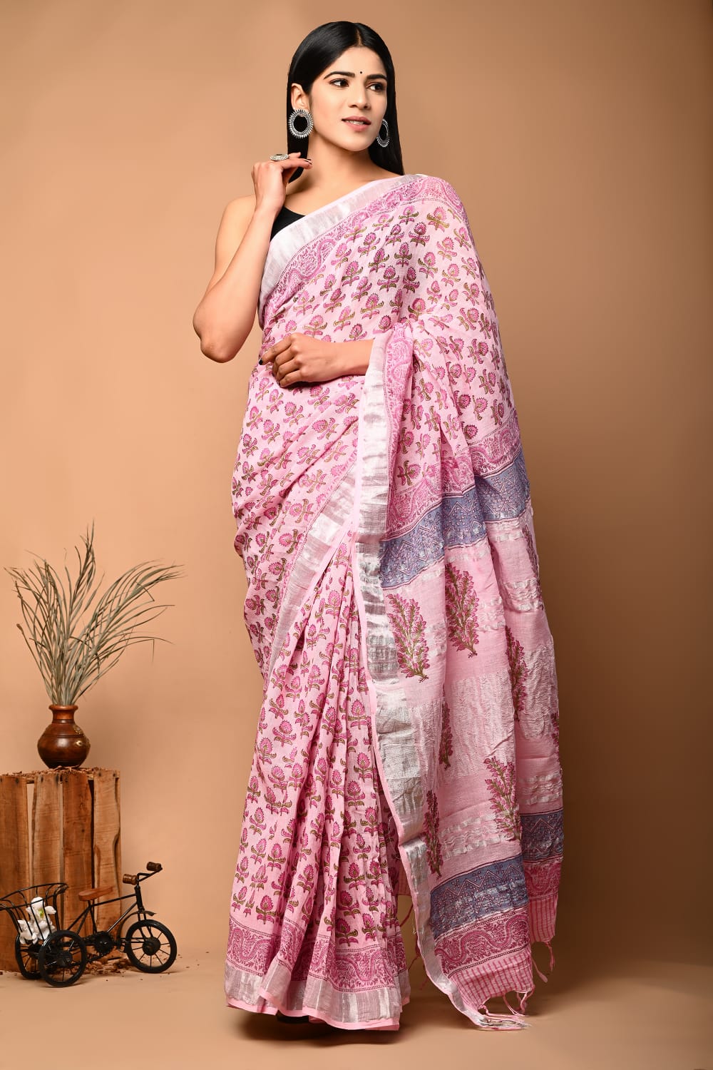 Pure Linen: A Saree for Every Celebration
