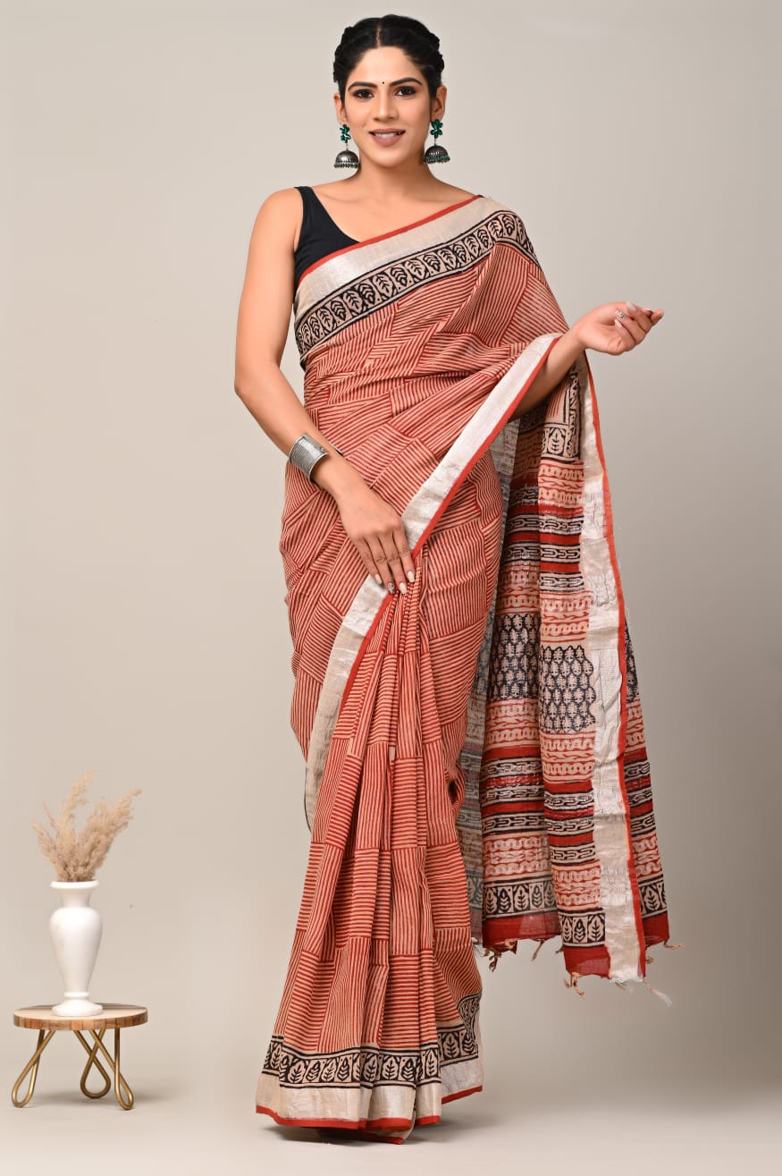 Exquisite Linen Drapes: Sarees for Every Tradition