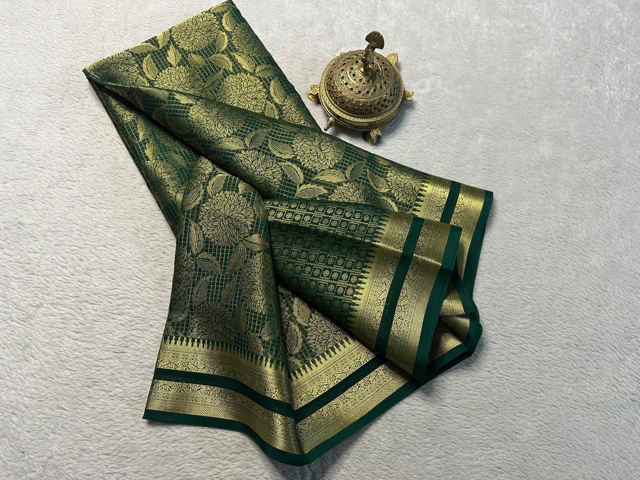Luxurious Bridal Silk Brocade Saree: Gold & Silver Zari with Rich Floral Checks and Opulent Pallu