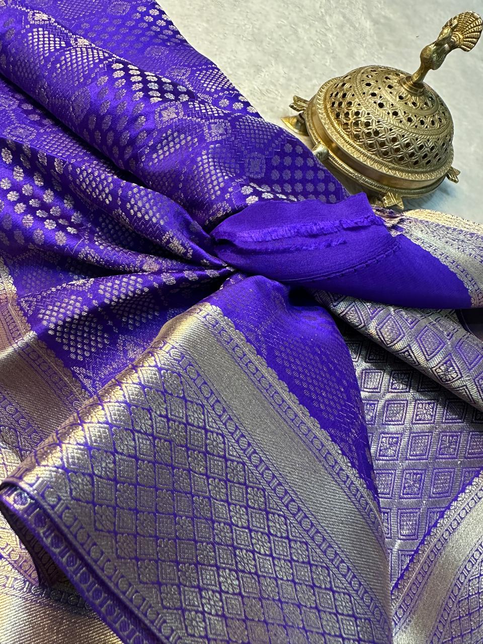 Exclusive Bridal Brocade Silk Saree with Opulent Rich Pallu – Timeless Elegance