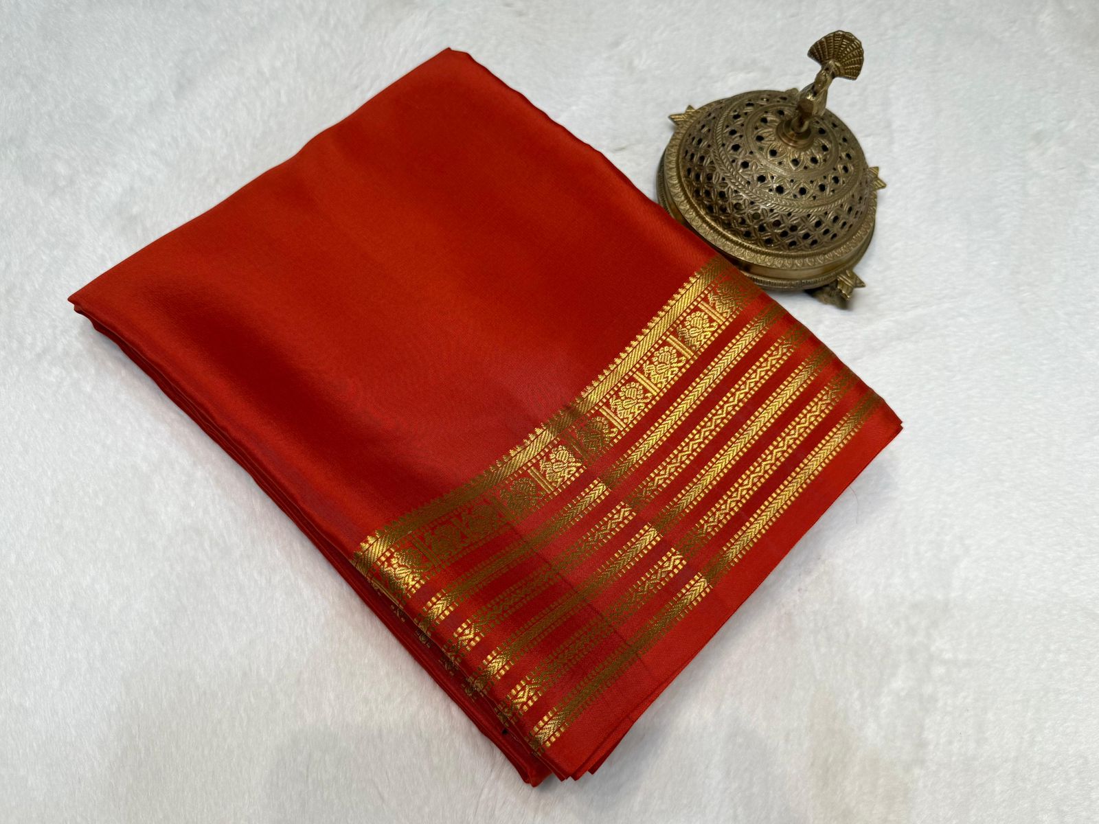 Semi-Soft Mysore Silk Sarees with Traditional Peacock Lines Border – Beautiful Solid Colors