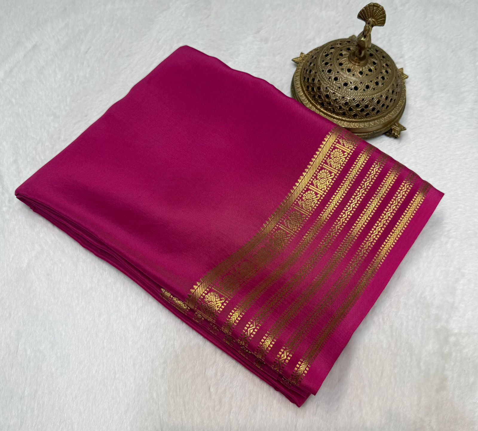 Semi-Soft Mysore Silk Sarees with Traditional Peacock Lines Border – Beautiful Solid Colors