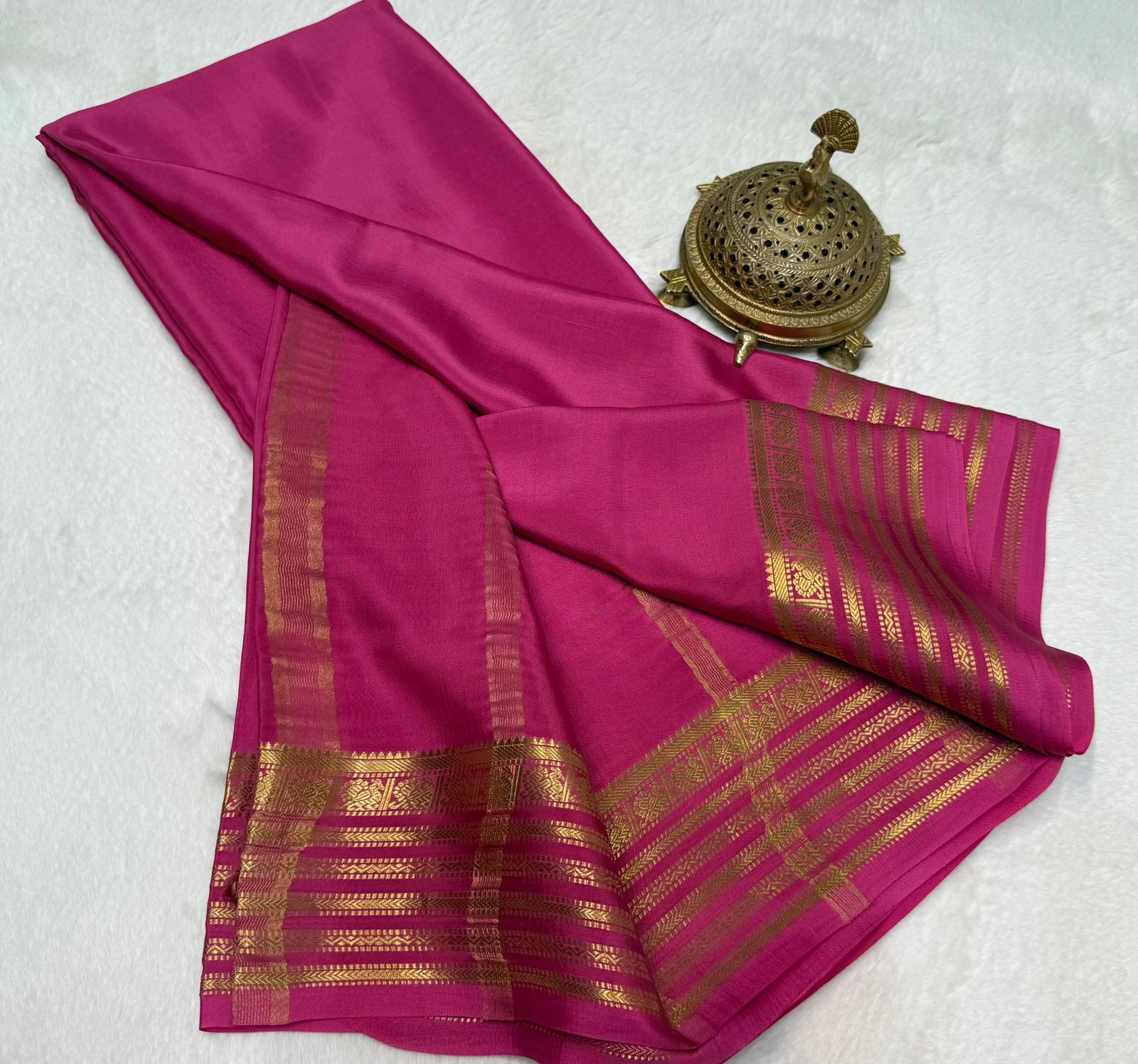 Semi-Soft Mysore Silk Sarees with Traditional Peacock Lines Border – Beautiful Solid Colors