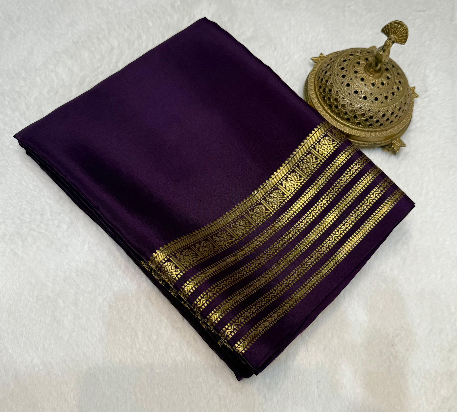 Semi-Soft Mysore Silk Sarees with Traditional Peacock Lines Border – Beautiful Solid Colors
