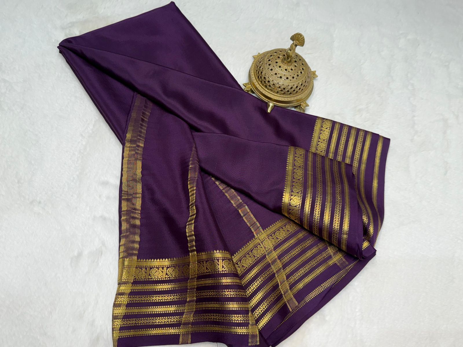 Semi-Soft Mysore Silk Sarees with Traditional Peacock Lines Border – Beautiful Solid Colors
