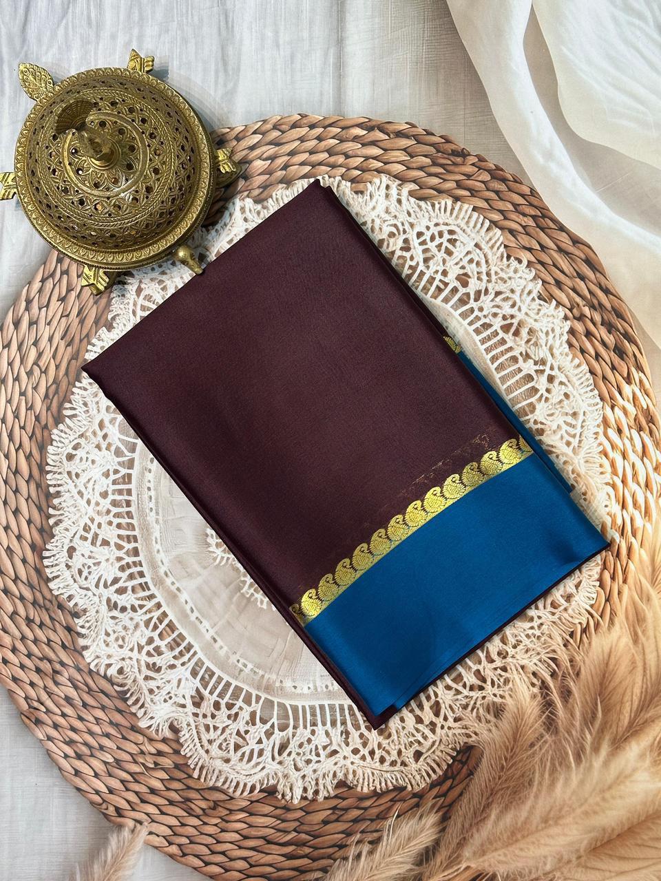 Traditional Silk Weaving Saree with Contrast Zari Border and Mango Motifs