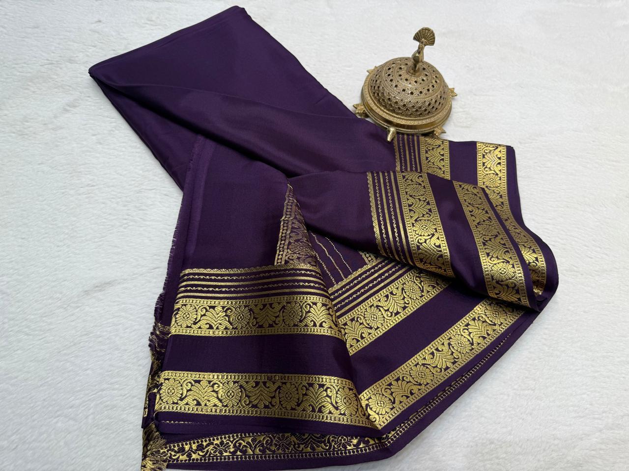 Rich Floral Bentex border with Rich pallu in beautiful solid colours