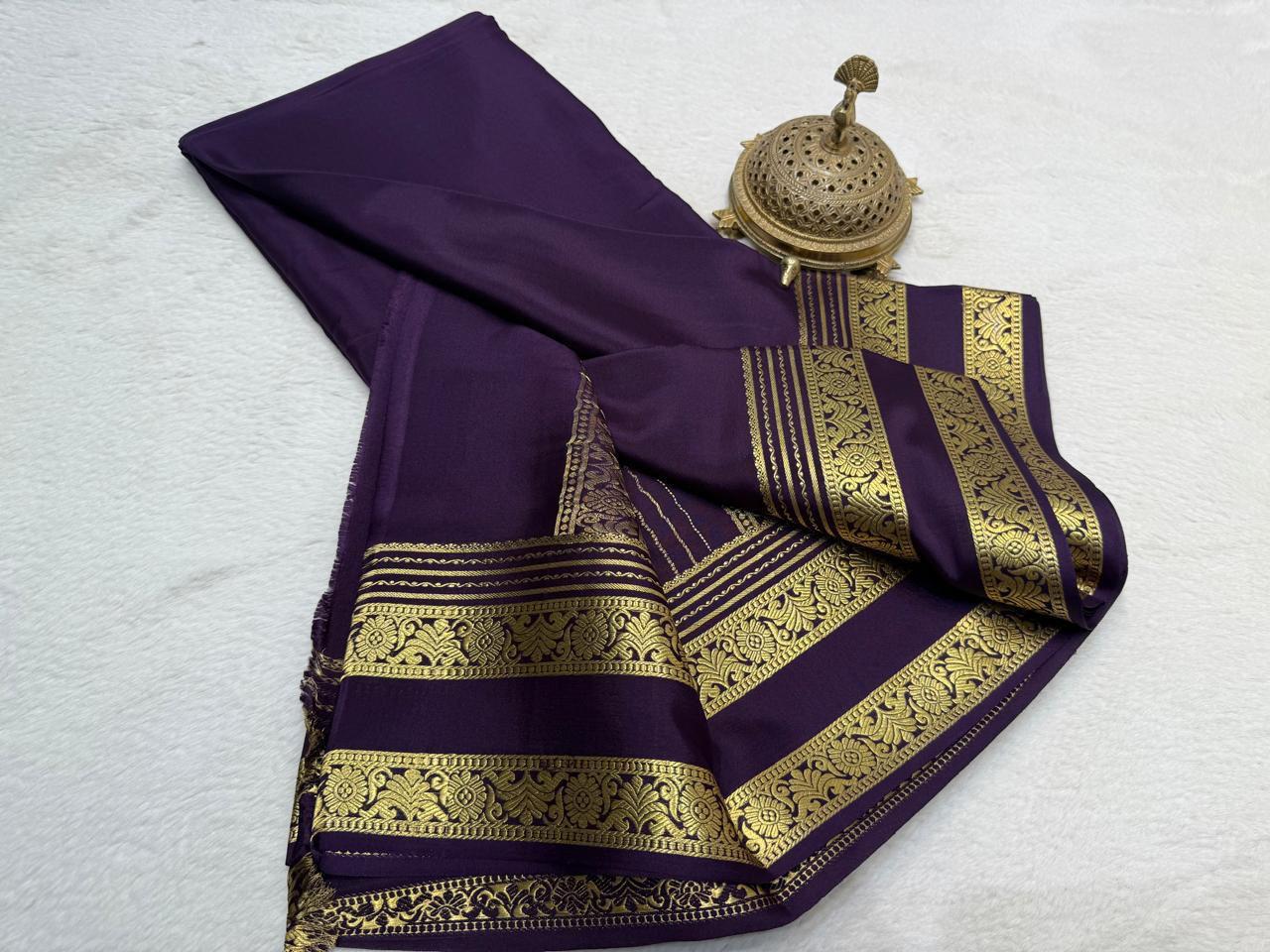 Rich Floral Bentex border with Rich pallu in beautiful solid colours