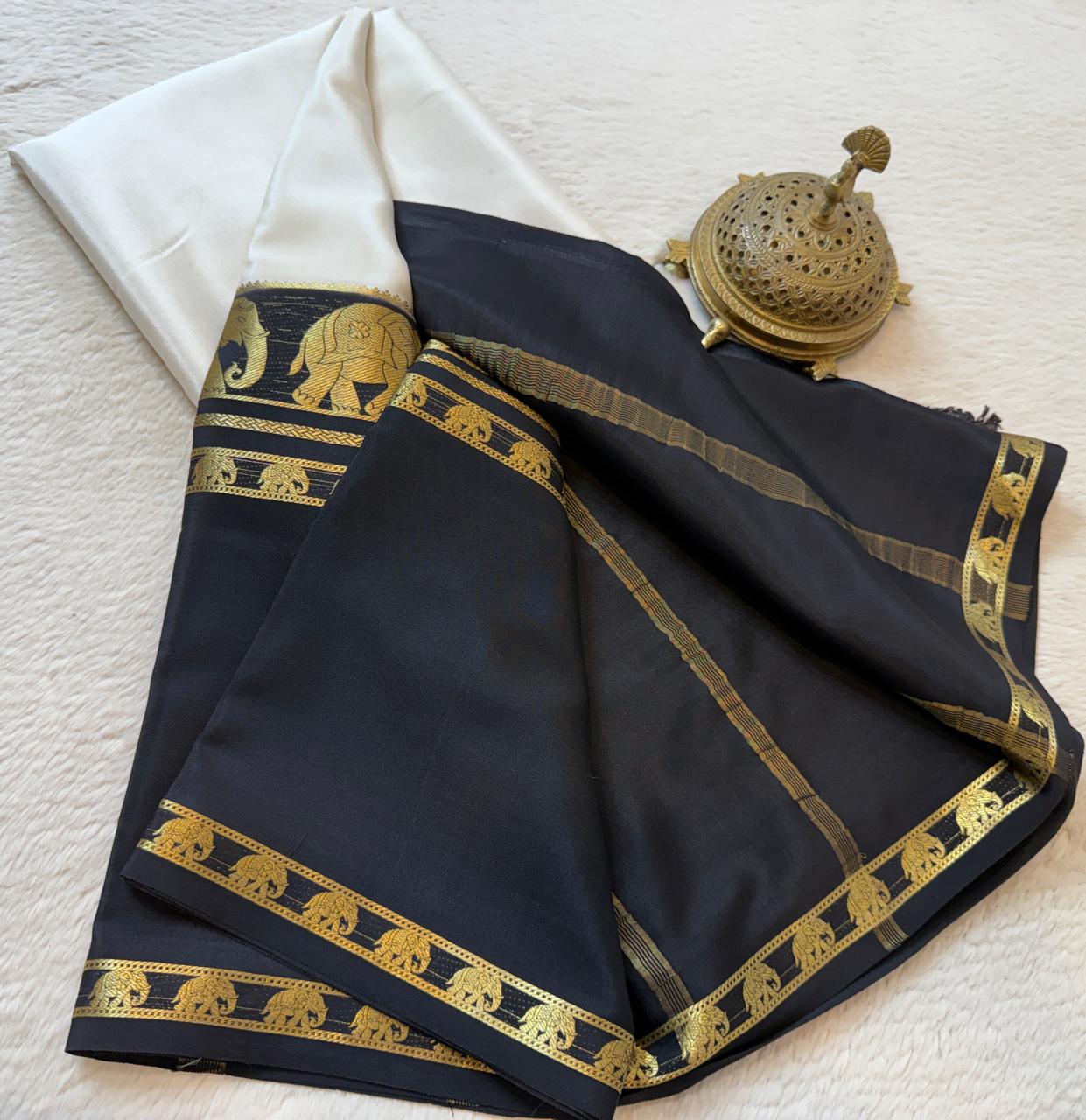 Semi Crepe Silk Saree with Traditional Elephant Bentex Border | Contrast Color Combination | 120 GSM | Party & Festival Wear