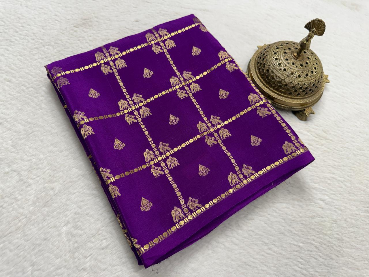 Exclusive Soft Silk Saree | Borderless Checks Pattern with Elephant & Peacock Buttas | Self Rich Pallu | 120 GSM | Women's Traditional Wear