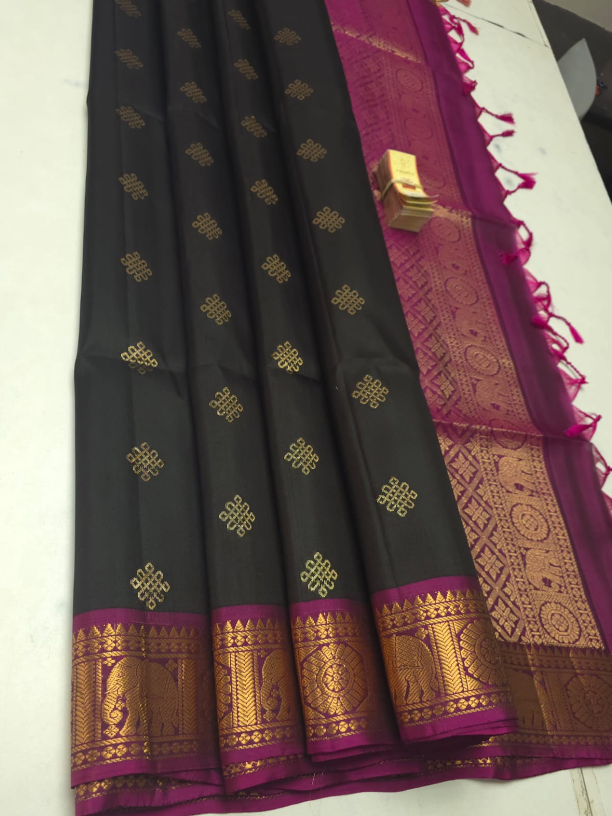 Kanjivaram Soft Silk Saree with Gold Zari Buttas, Jacquard Border Kanchipuram Saree, Traditional South Indian Silk Saree for Wedding & Festive Wear