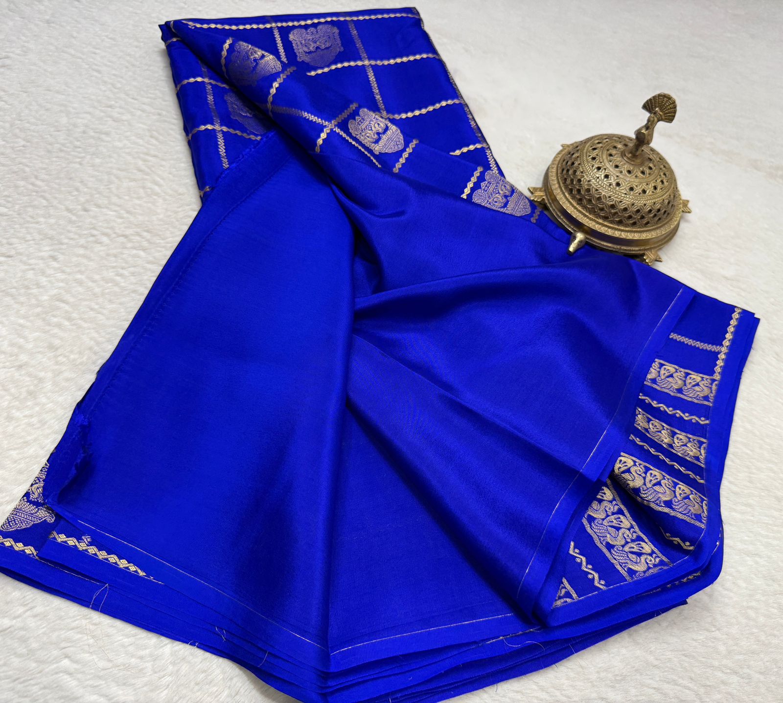 Soft Silk Saree with Rich Pallu | Peacock & Elephant Butta Saree Online