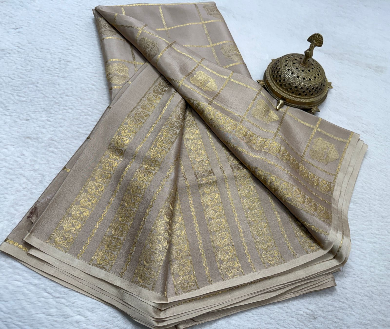 Soft Silk Saree with Rich Pallu | Peacock & Elephant Butta Saree Online
