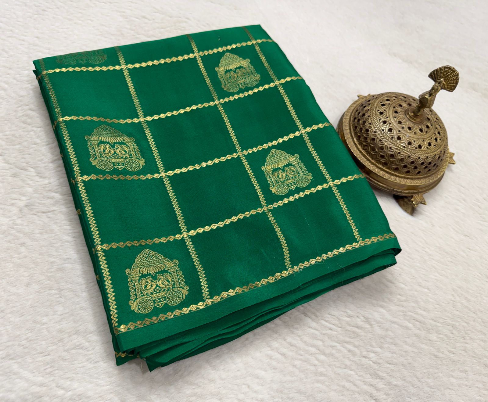 Soft Silk Saree with Rich Pallu | Peacock & Elephant Butta Saree Online