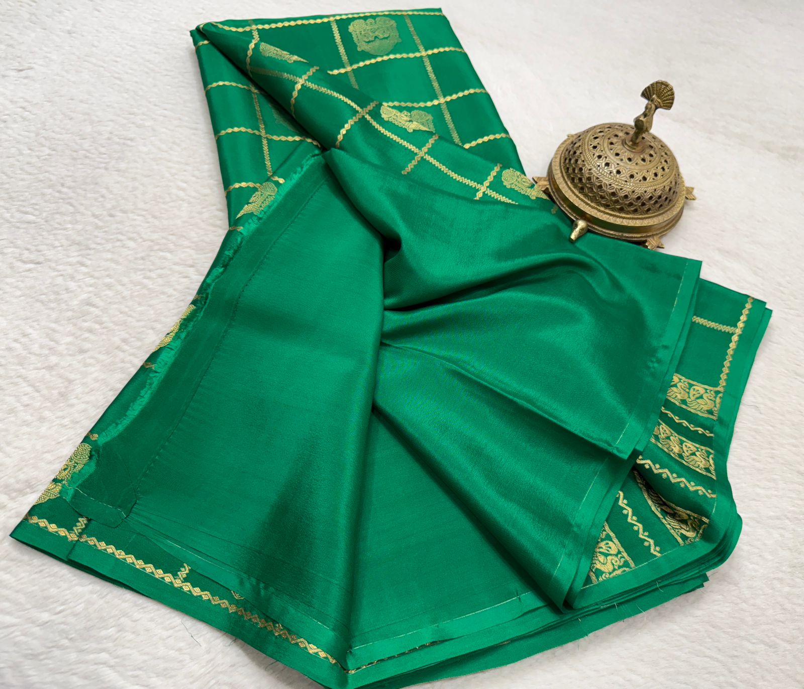 Soft Silk Saree with Rich Pallu | Peacock & Elephant Butta Saree Online