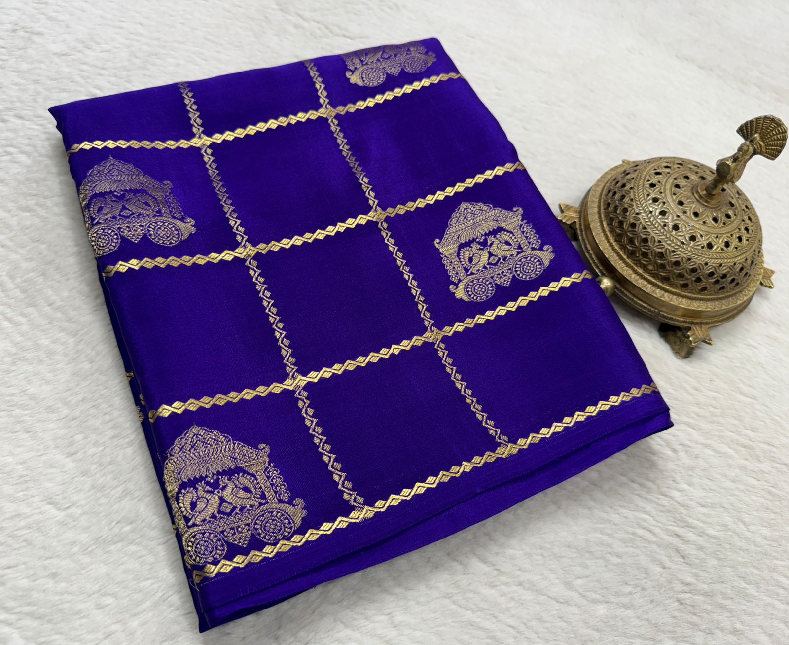 Soft Silk Saree with Rich Pallu | Peacock & Elephant Butta Saree Online