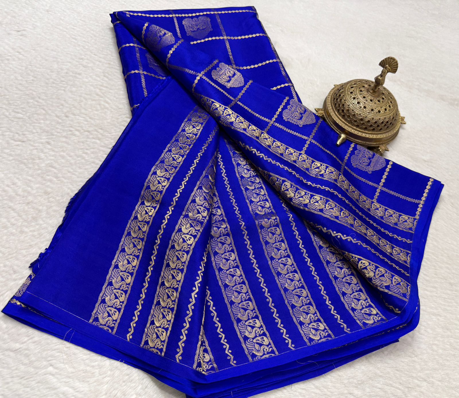 Soft Silk Saree with Rich Pallu | Peacock & Elephant Butta Saree Online