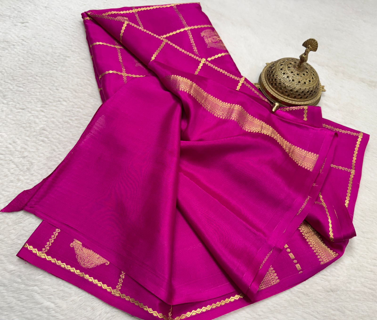 Soft Silk Saree with Rich Pallu | Peacock & Elephant Butta Saree Online