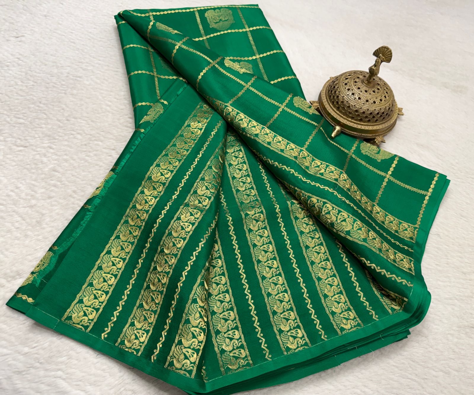 Soft Silk Saree with Rich Pallu | Peacock & Elephant Butta Saree Online