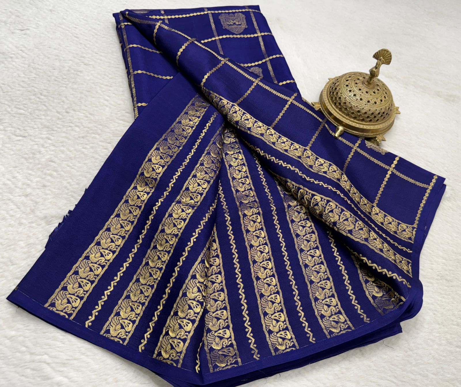 Soft Silk Saree with Rich Pallu | Peacock & Elephant Butta Saree Online