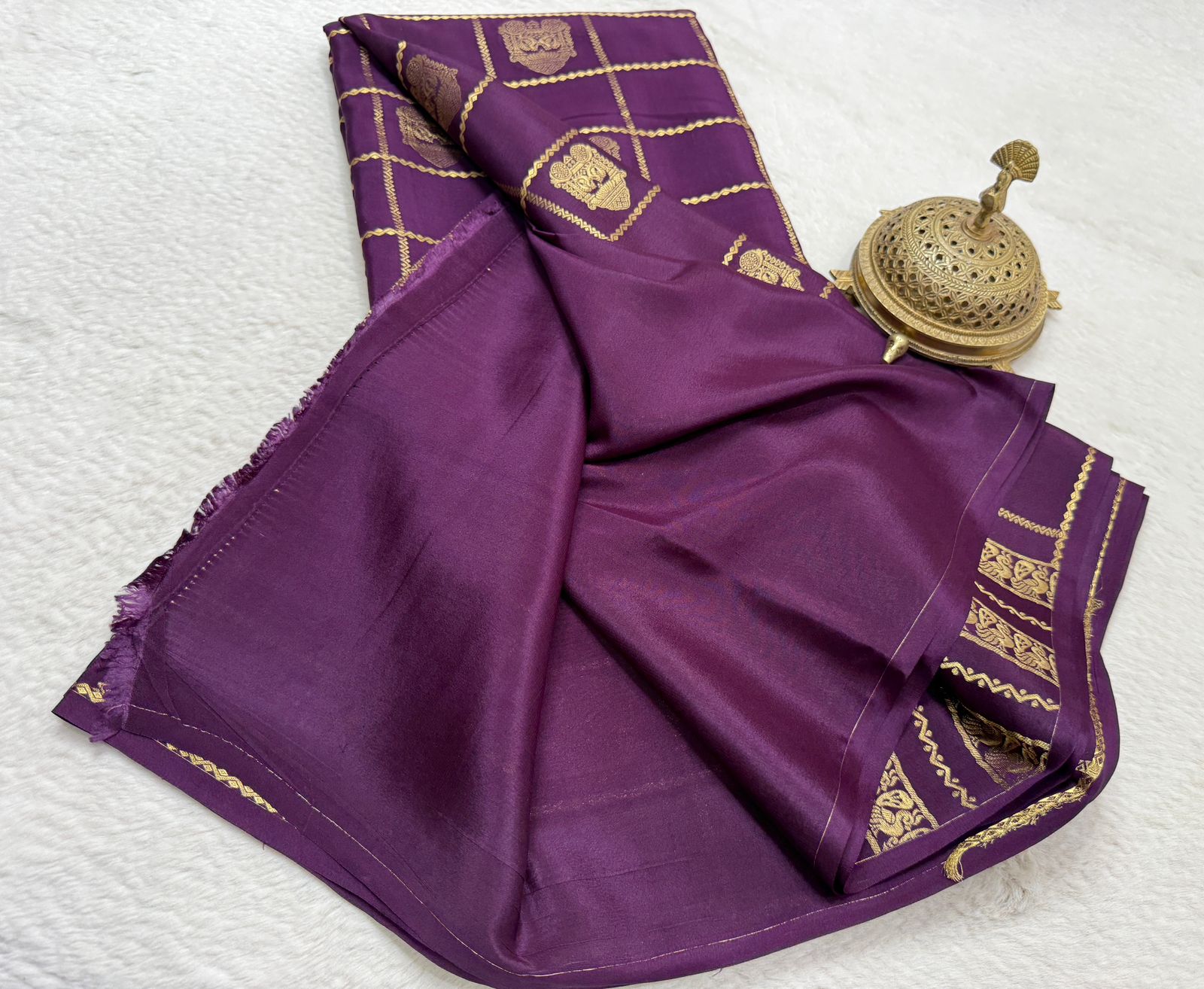 Soft Silk Saree with Rich Pallu | Peacock & Elephant Butta Saree Online