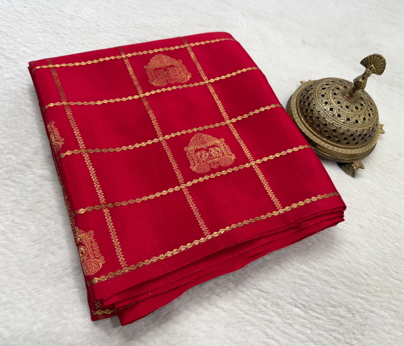 Soft Silk Saree with Rich Pallu | Peacock & Elephant Butta Saree Online