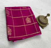 Premium Crepe Silk Saree with Rich Pallu & Peacock Chariot Motifs | 120 GSM Borderless Checks Designer Saree