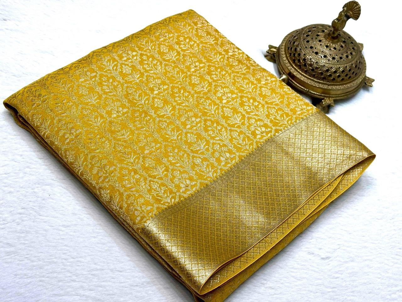 Pure Brocade Silk Saree with Floral Zari Weaving & Rich Pallu | 120 GSM