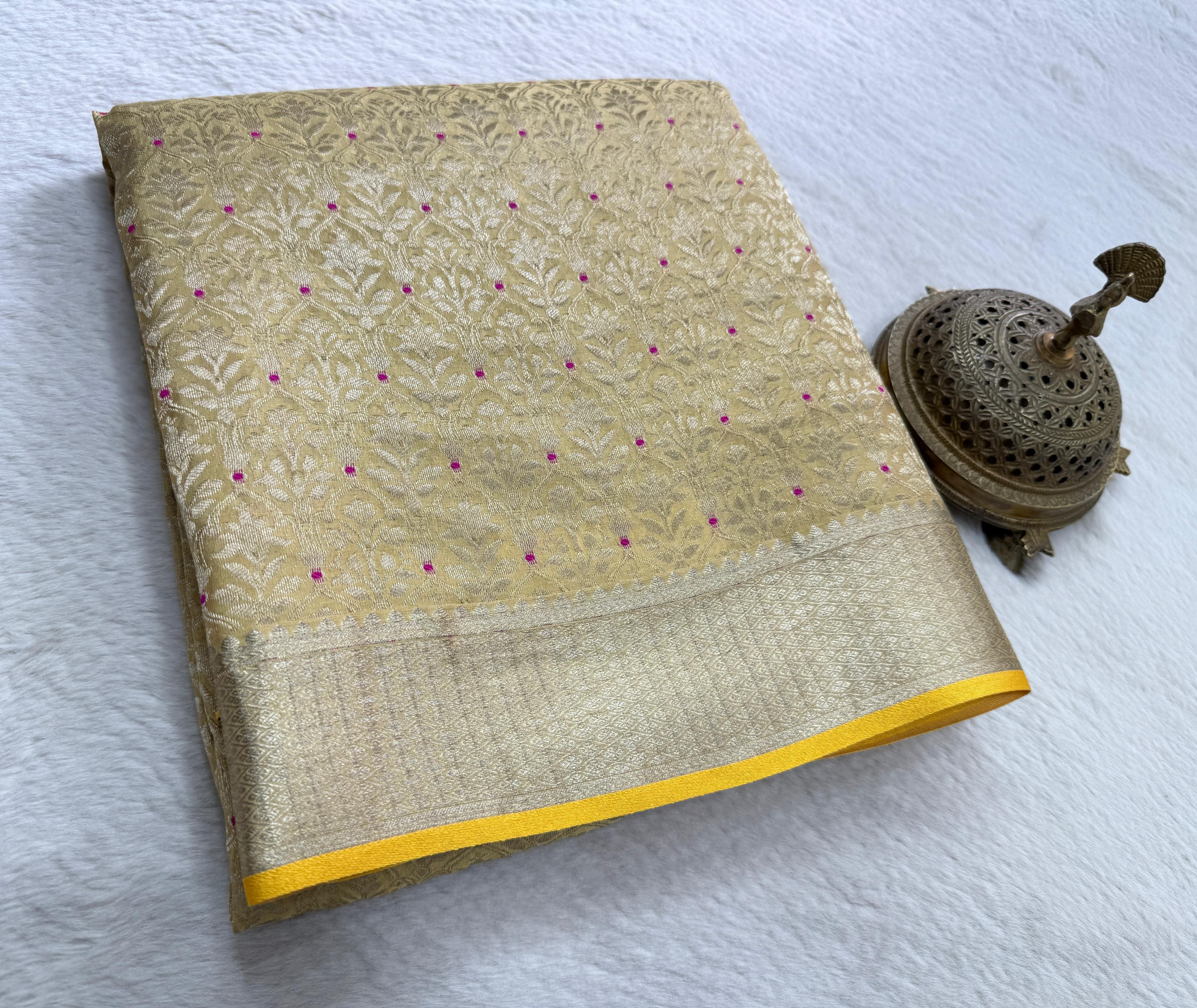 Pure Brocade Silk Saree with Floral Zari Weaving & Rich Pallu | 120 GSM