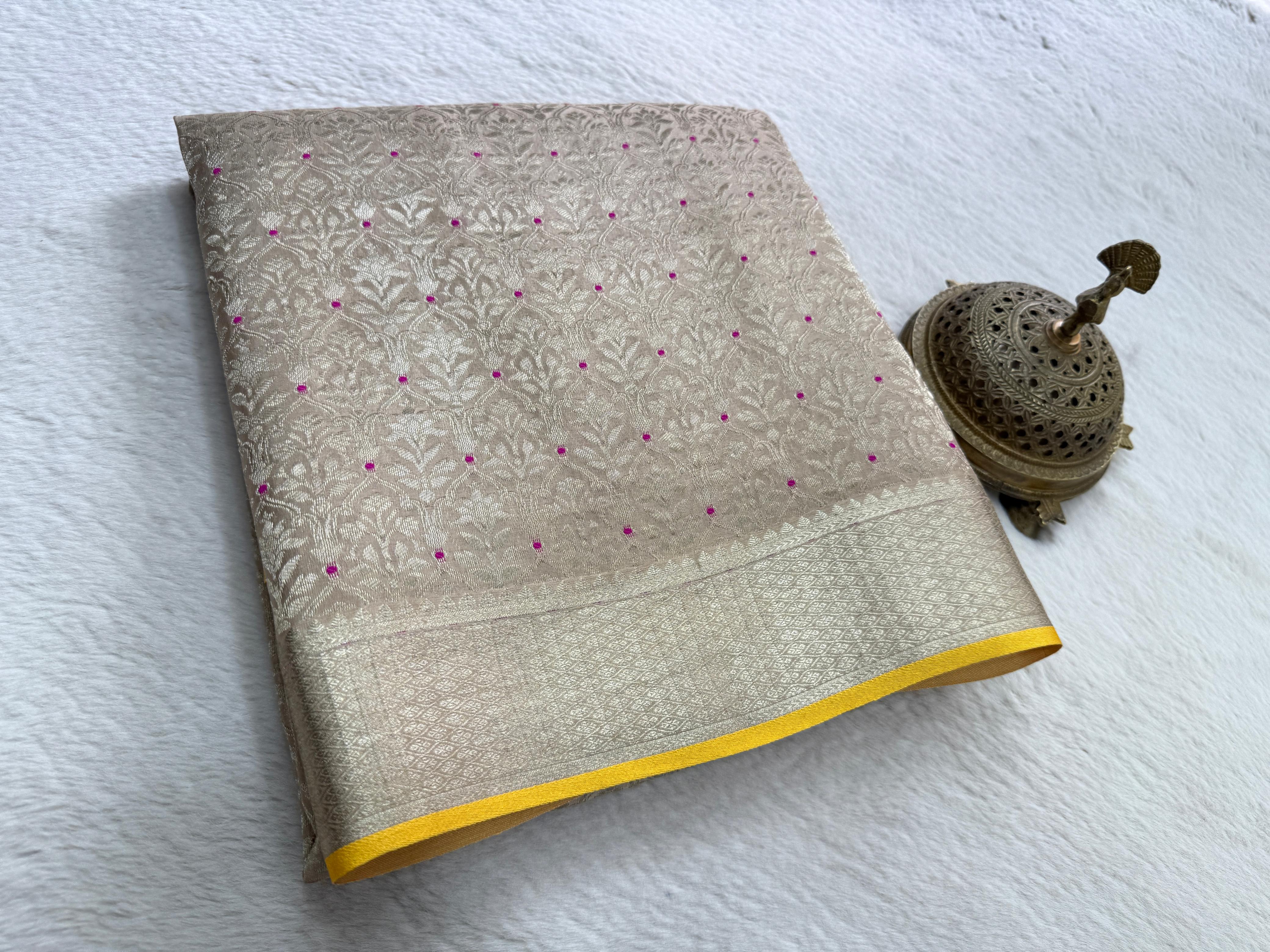 Pure Brocade Silk Saree with Floral Zari Weaving & Rich Pallu | 120 GSM