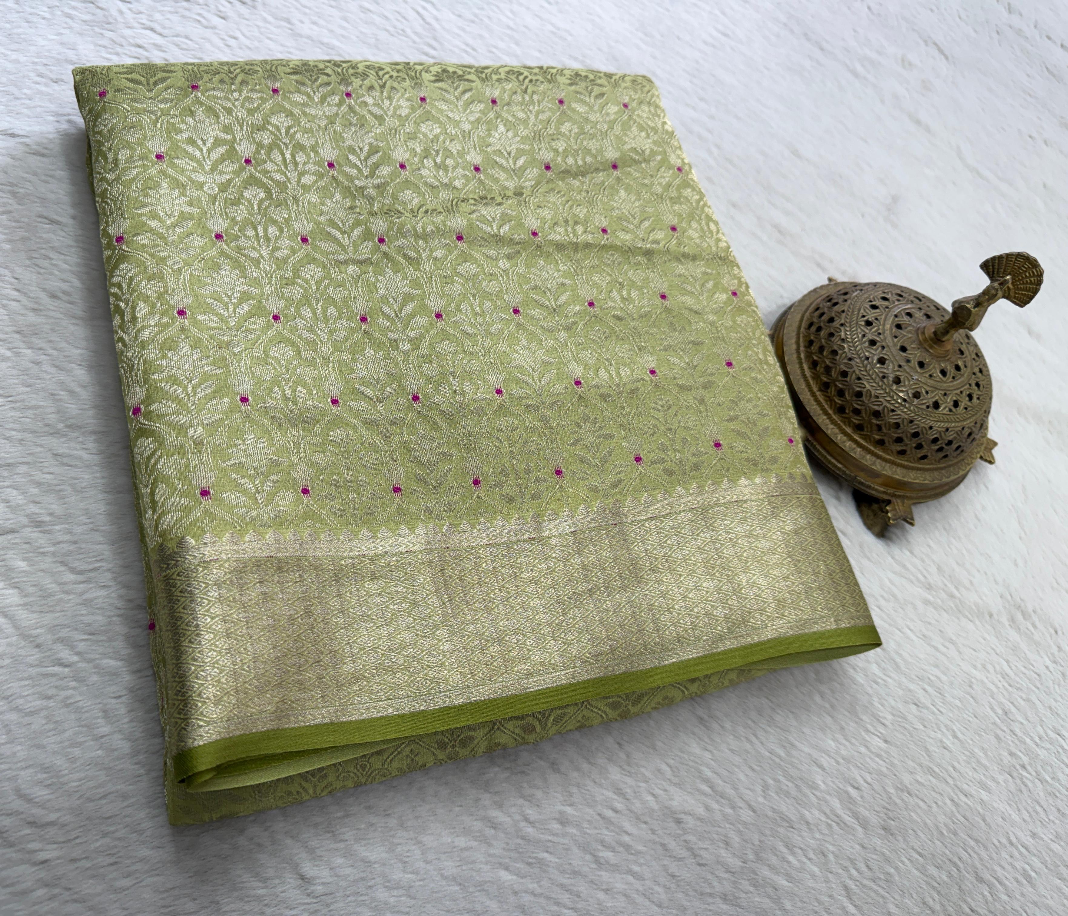 Pure Brocade Silk Saree with Floral Zari Weaving & Rich Pallu | 120 GSM