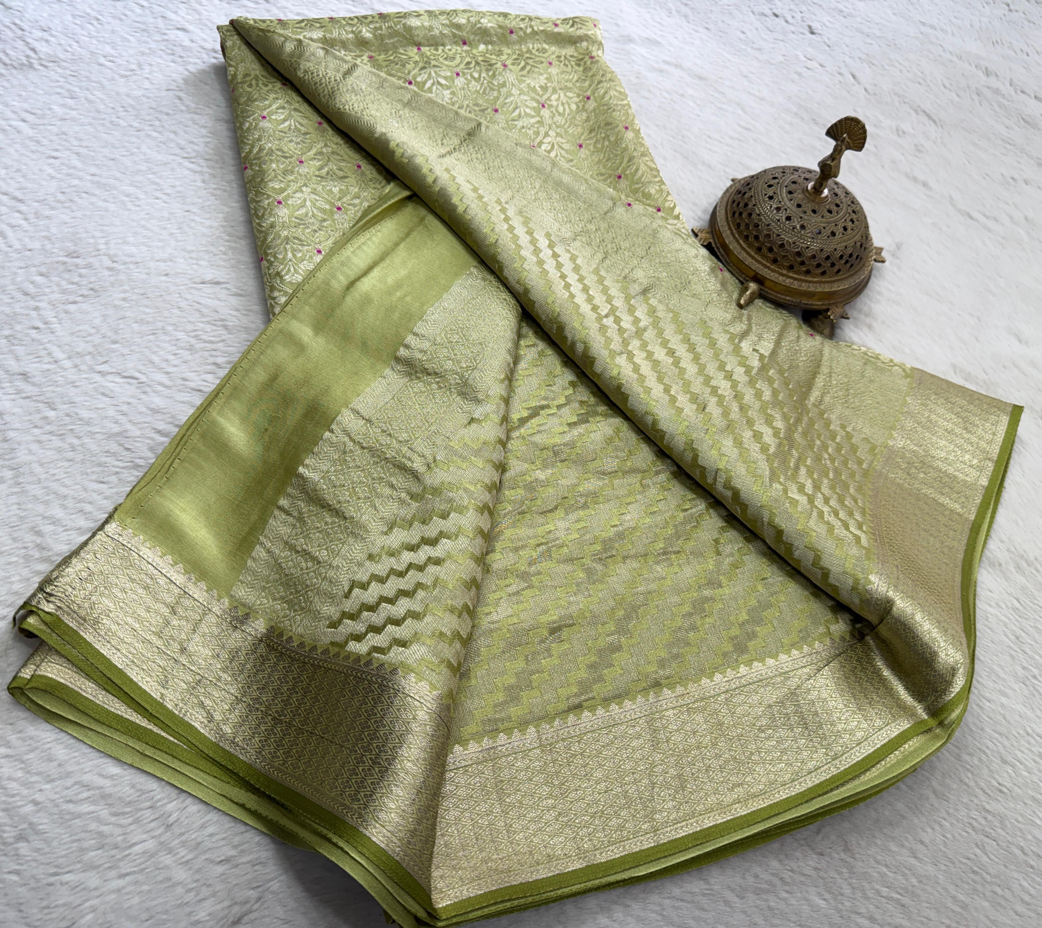 Pure Brocade Silk Saree with Floral Zari Weaving & Rich Pallu | 120 GSM