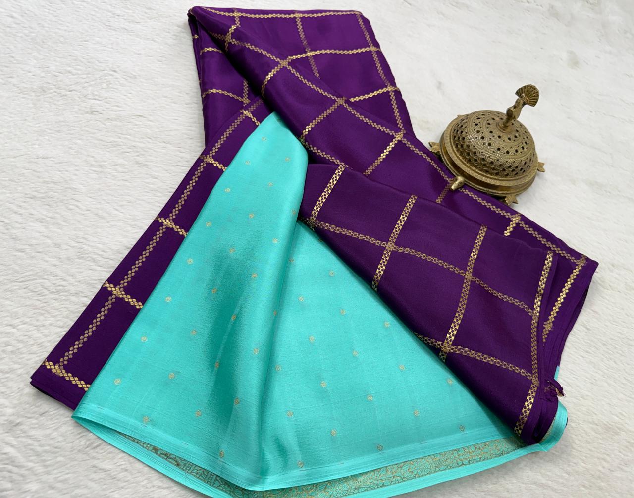 Pure Crepe Silk Saree with Borderless Checks, Chariot & Peacock Motifs | Rich Pallu