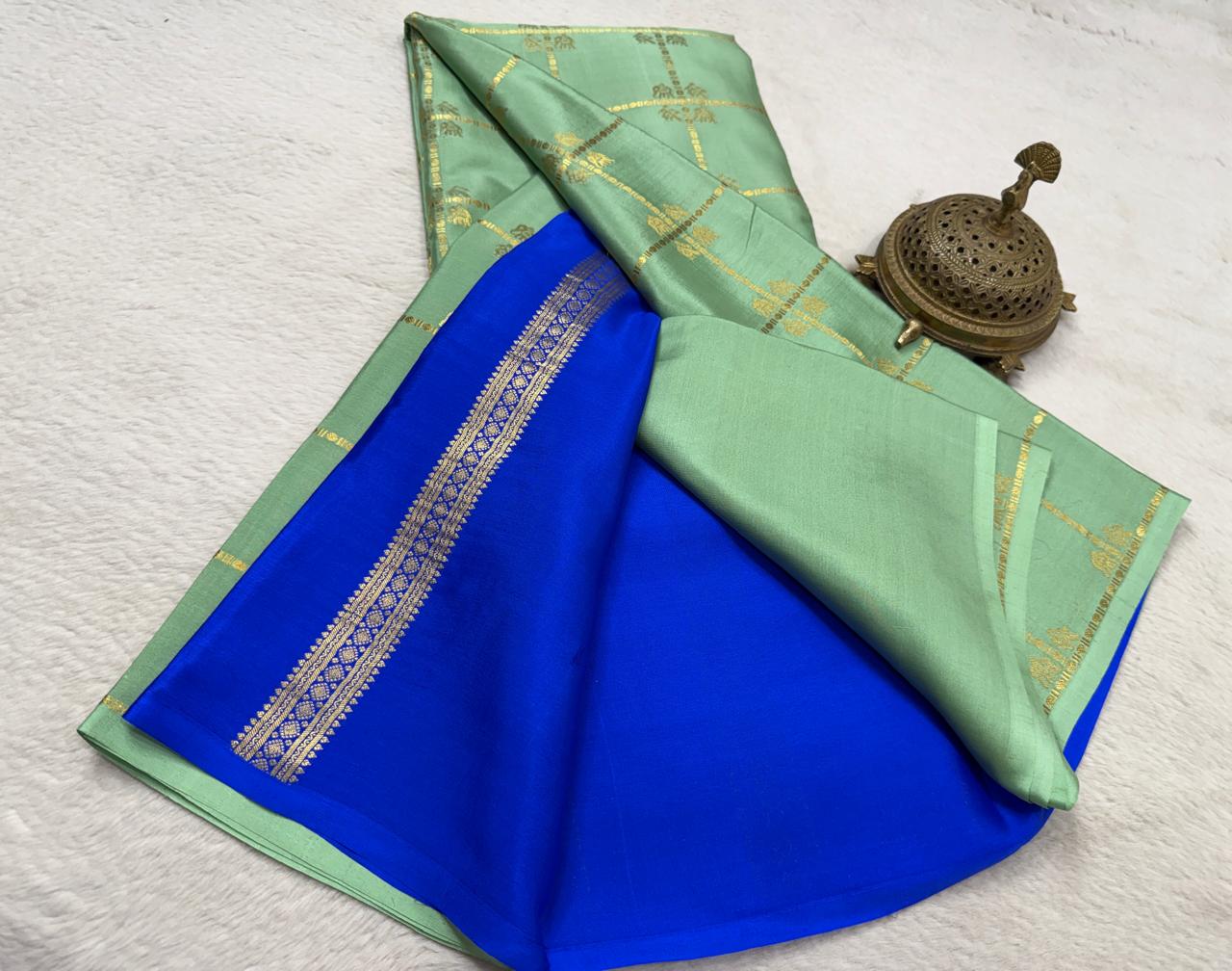 Pure Crepe Silk Saree with Borderless Checks, Chariot & Peacock Motifs | Rich Pallu