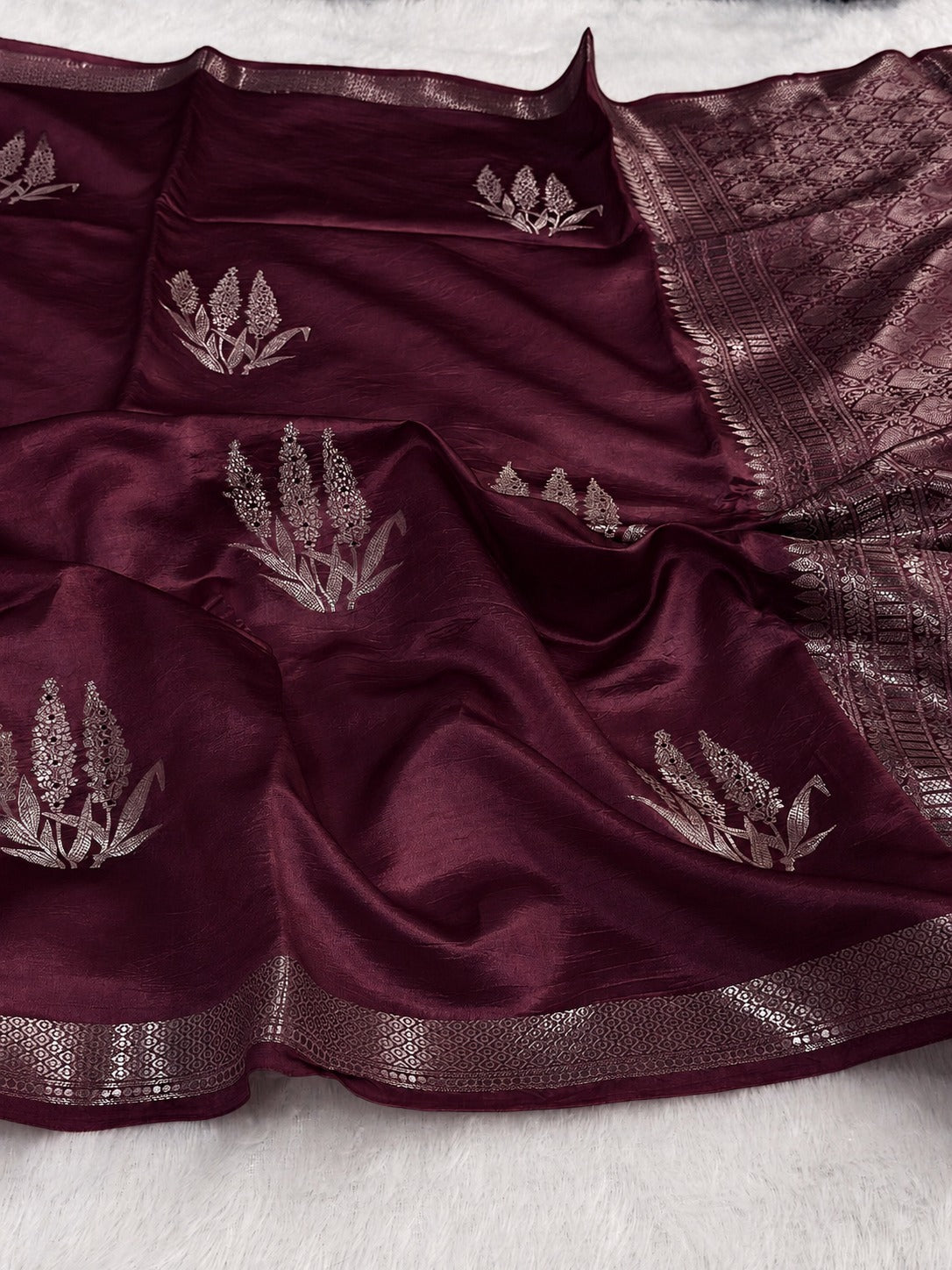 Pure Banaras Moonga Silk Saree – Raw Mango Style | Elegant Traditional Saree