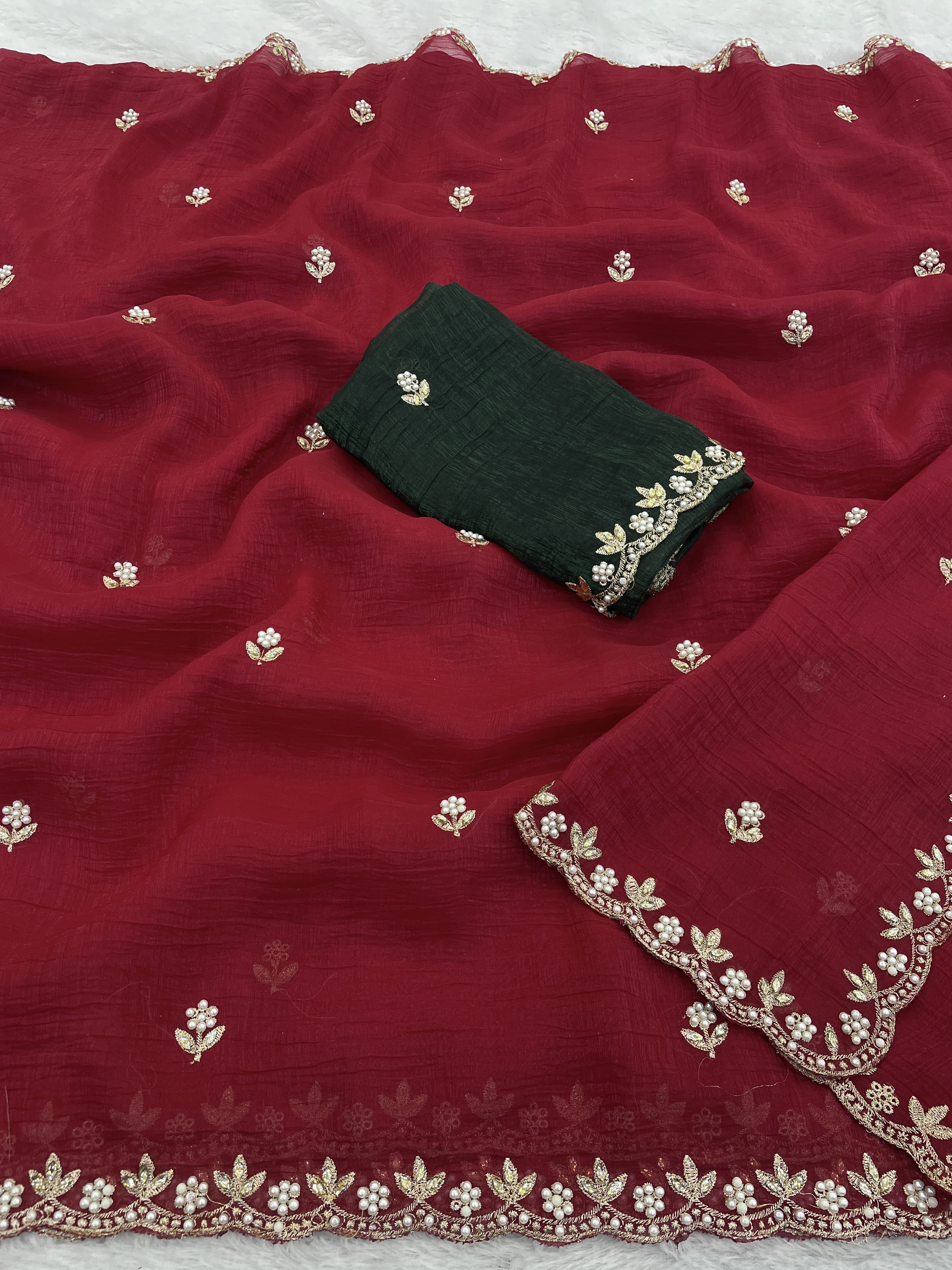 Silken Perfection: Moti Handwork & Contrast Blouse Magic