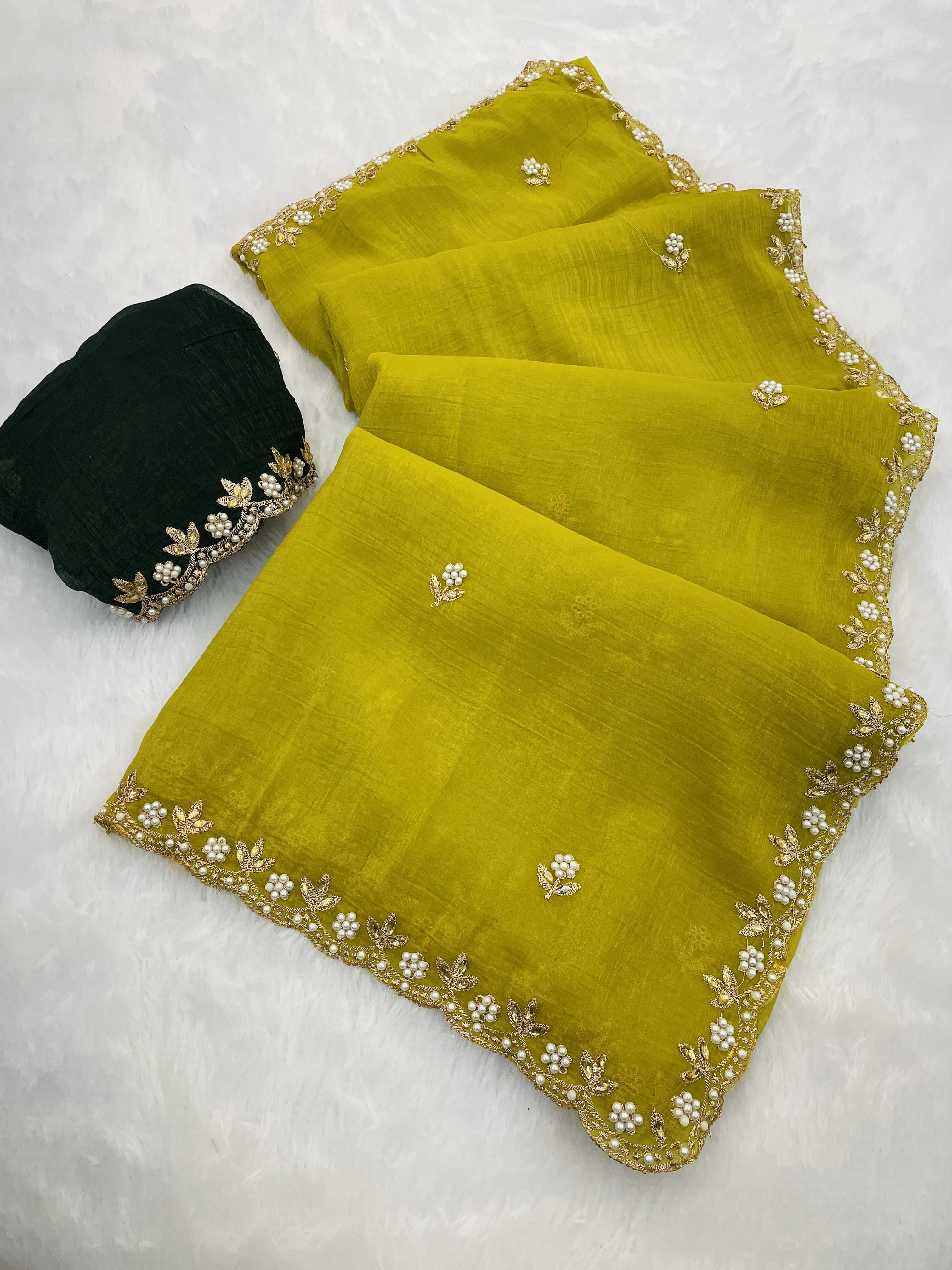 An Ode to Tradition: Embroidered Saree with a Contemporary Twist