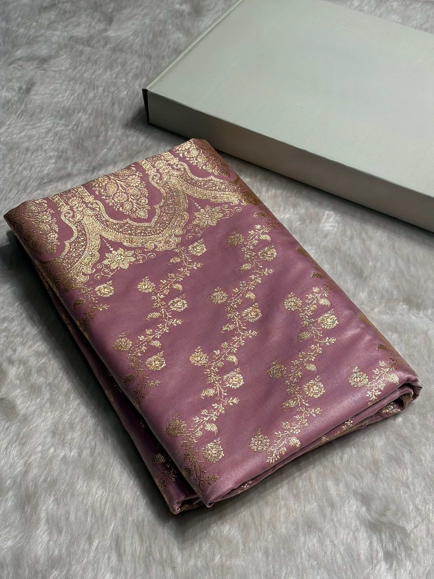 Banarasi Cross Jaal Satin Katan Silk Saree | Jacquard Woven Traditional Banarasi Saree