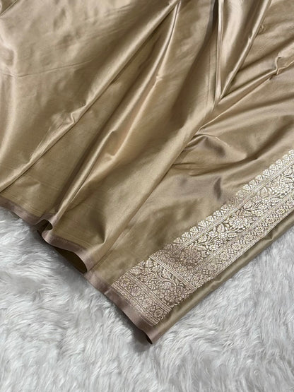 Banarasi Mashru Silk Saree with Floral Scalloped Border & Rupa Sona Motifs