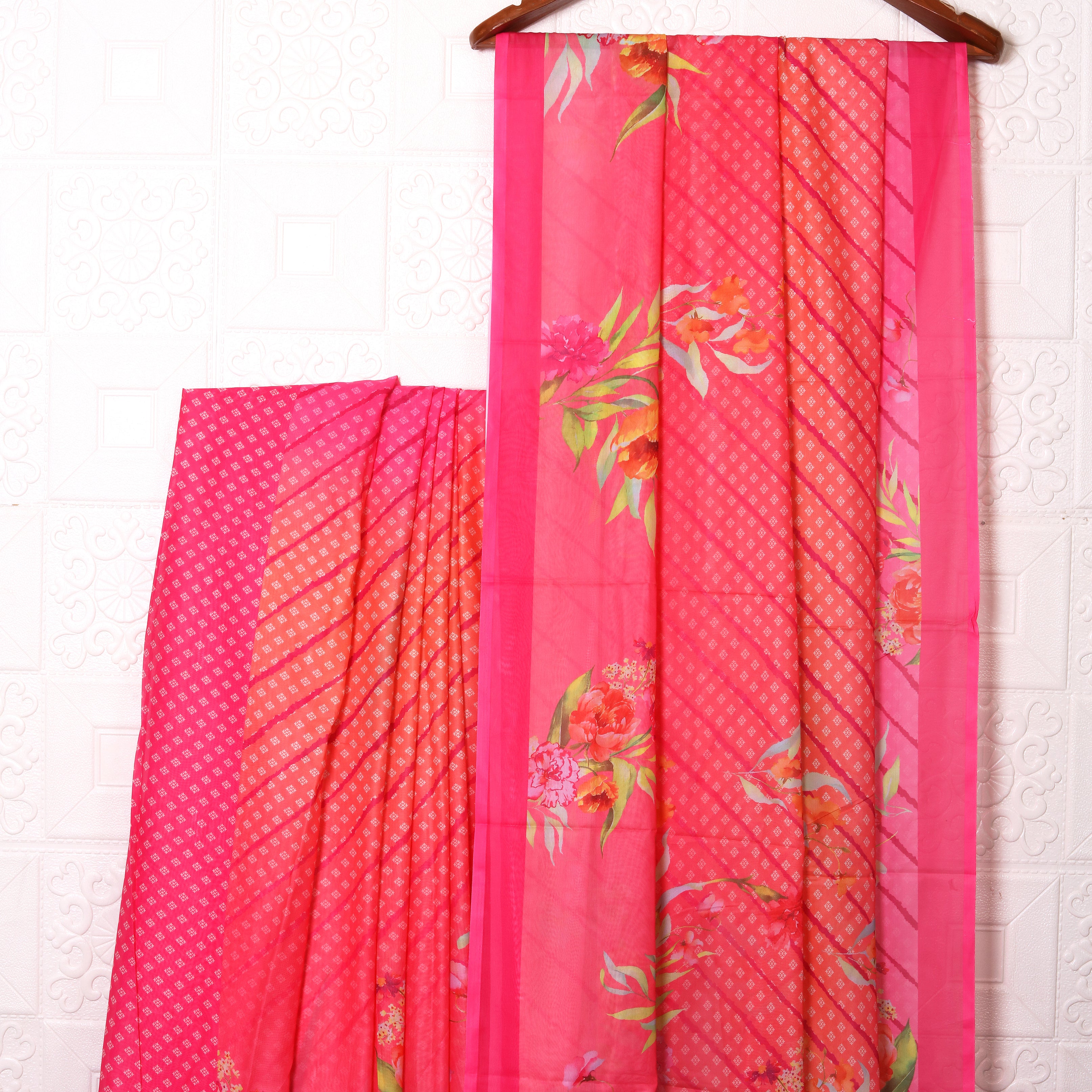 Graceful Georgette Silk Saree with Artistic Pallu & Blouse