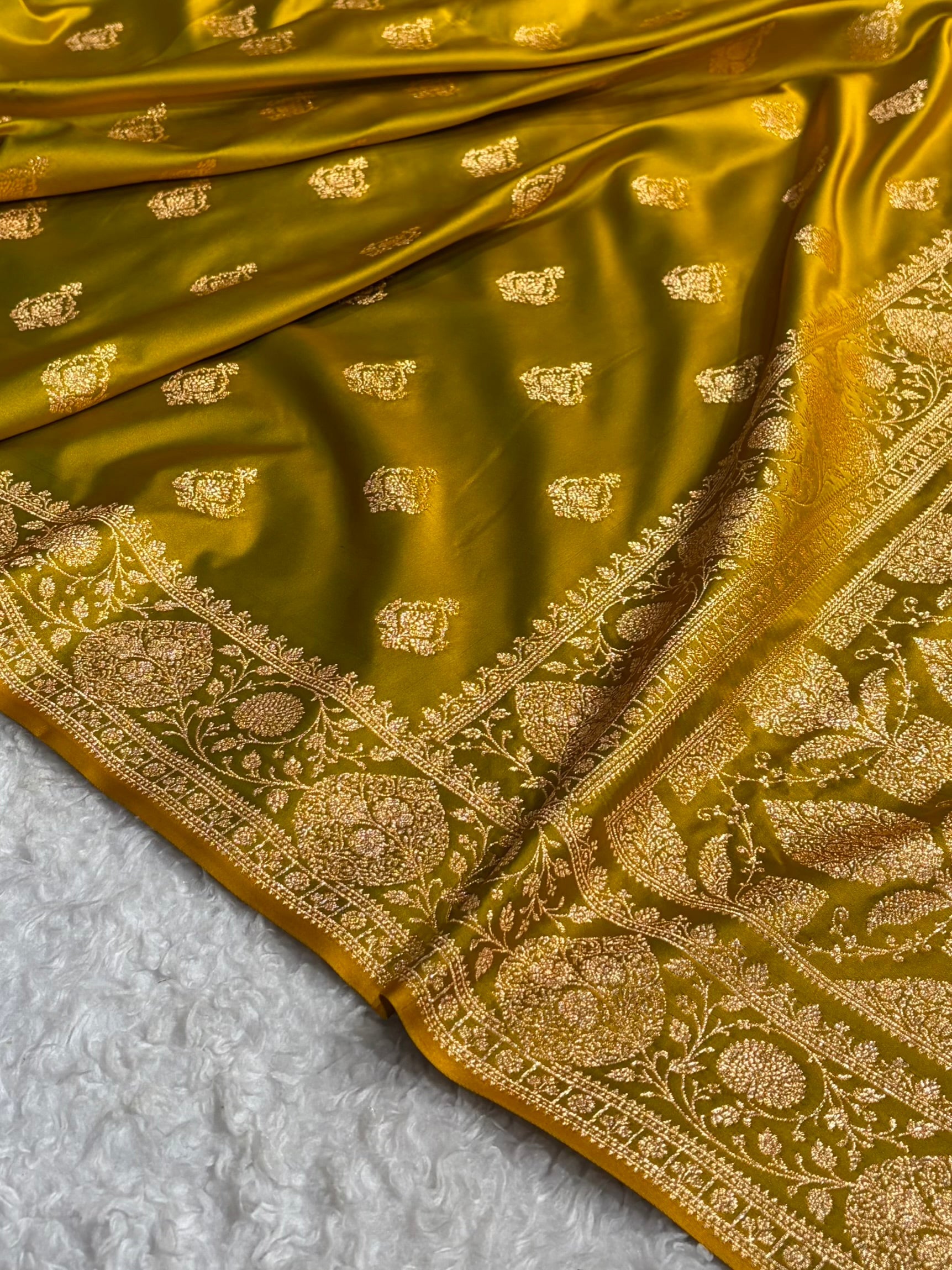 Mysorepattu Premium Satin Katan Silk Saree for Women | Jacquard Loom Woven Designer Saree