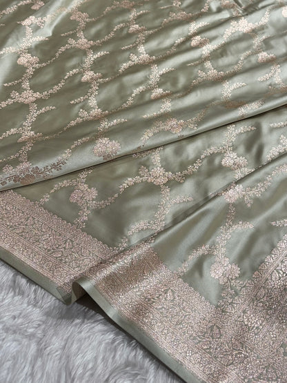 Banarasi Mashru Silk Saree with Floral Scalloped Border & Rupa Sona Motifs