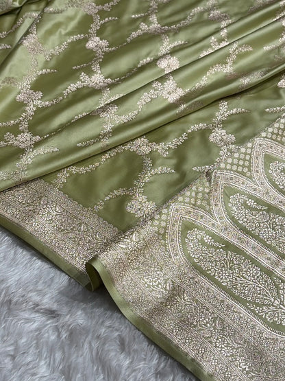 Banarasi Mashru Silk Saree with Floral Scalloped Border & Rupa Sona Motifs