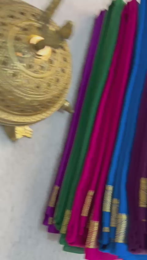 Load video: Elegant Simplicity: Beautiful Solid Colors with Small Border and Line Pallu