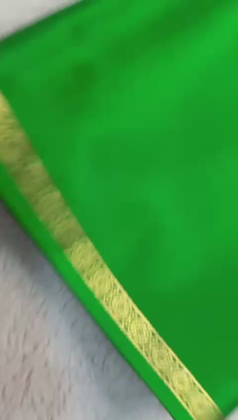 Load video: Elegance Redefined: Small Border Line Pallu Sarees in Stunning Solid Hues
