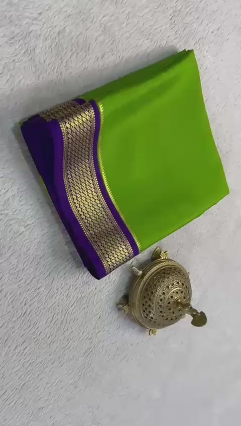 Load video: Traditional border in beautiful contrast colour combinations