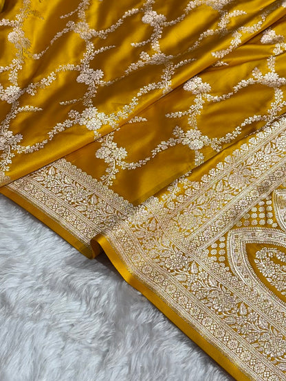 Banarasi Mashru Silk Saree with Floral Scalloped Border & Rupa Sona Motifs