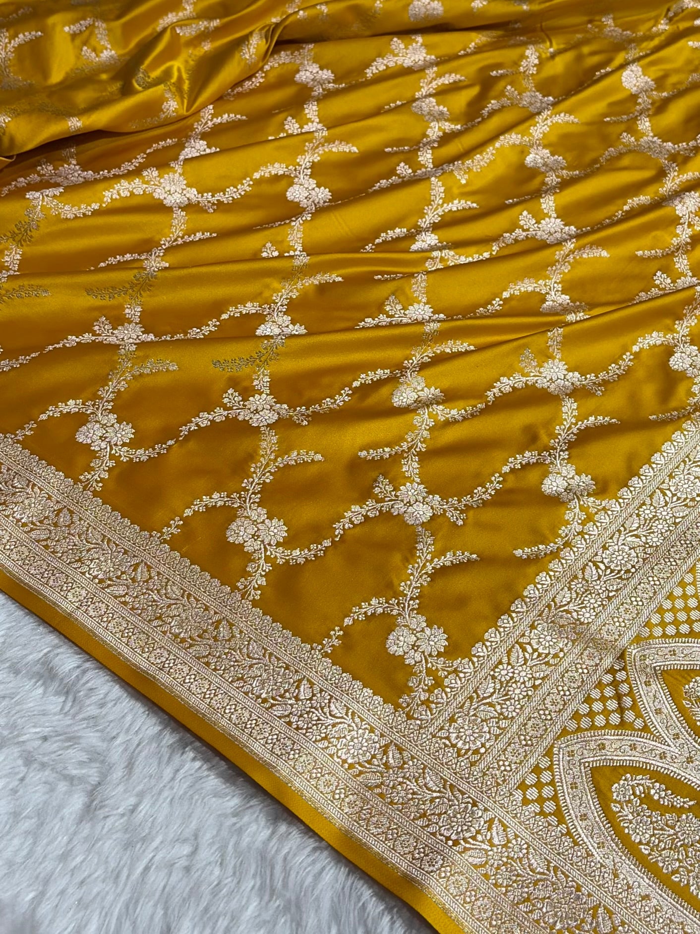 Banarasi Mashru Silk Saree with Floral Scalloped Border & Rupa Sona Motifs