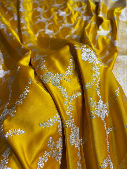 Banarasi Mashru Silk Saree with Floral Scalloped Border & Rupa Sona Motifs